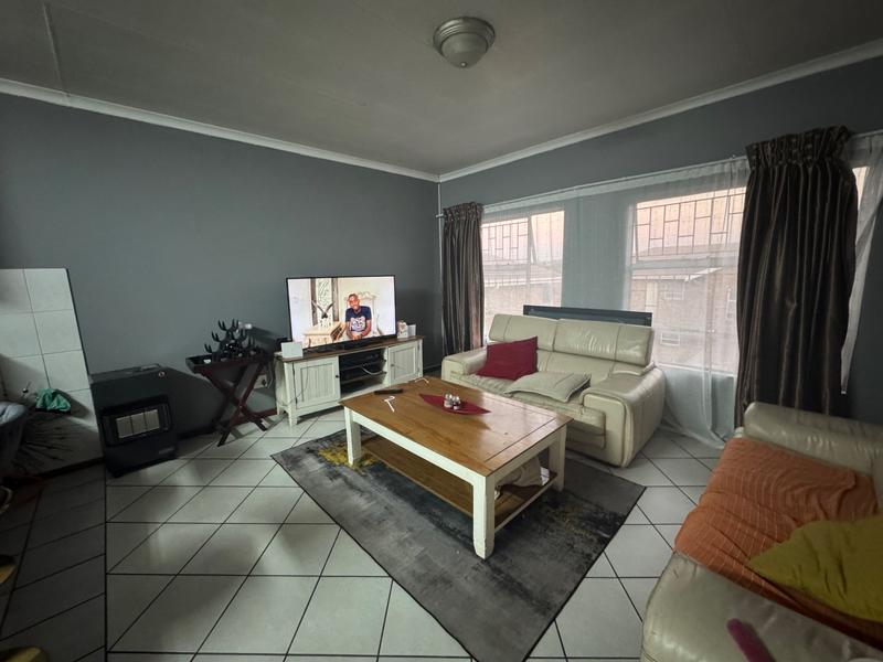 3 Bedroom Property for Sale in Aerorand Mpumalanga