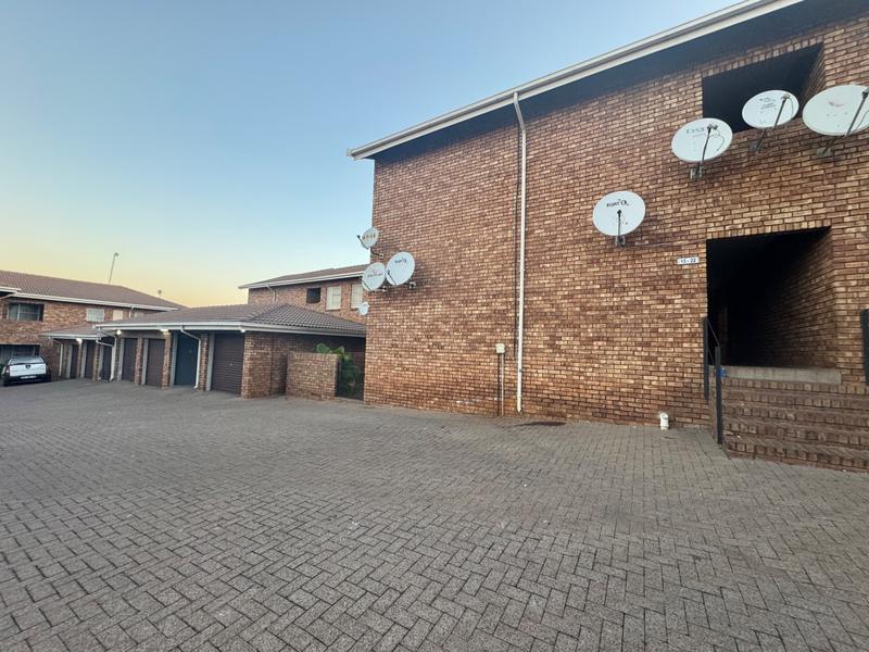 3 Bedroom Property for Sale in Aerorand Mpumalanga