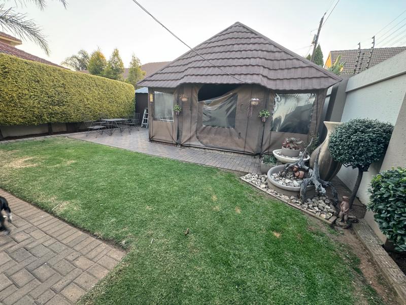 3 Bedroom Property for Sale in Aerorand Mpumalanga