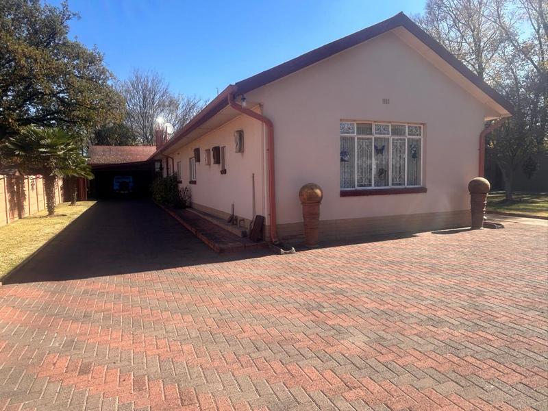 3 Bedroom Property for Sale in Standerton Mpumalanga