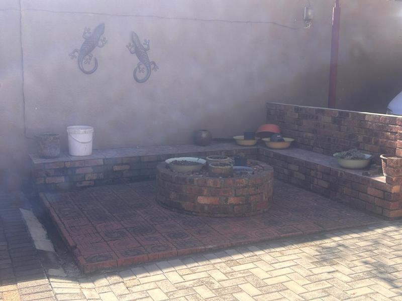 3 Bedroom Property for Sale in Standerton Mpumalanga