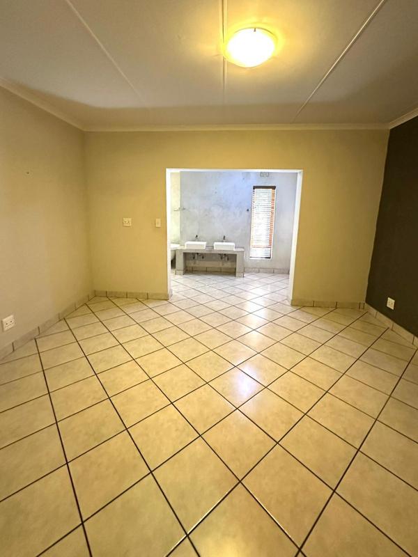 4 Bedroom Property for Sale in Nelspruit Ext 5 Mpumalanga