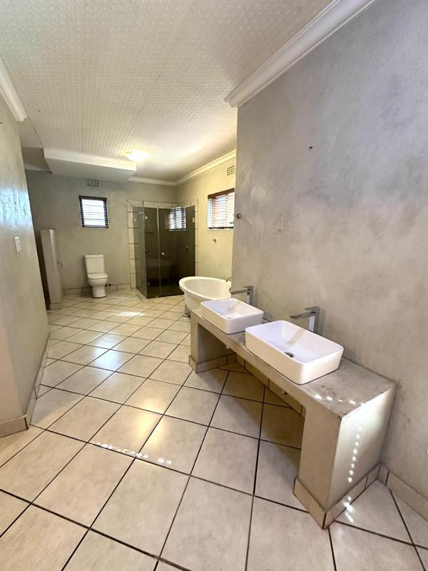 4 Bedroom Property for Sale in Nelspruit Ext 5 Mpumalanga
