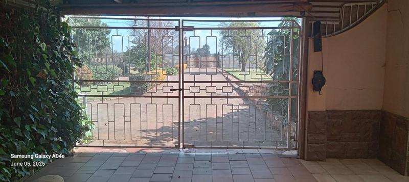 To Let 3 Bedroom Property for Rent in Eloff Mpumalanga