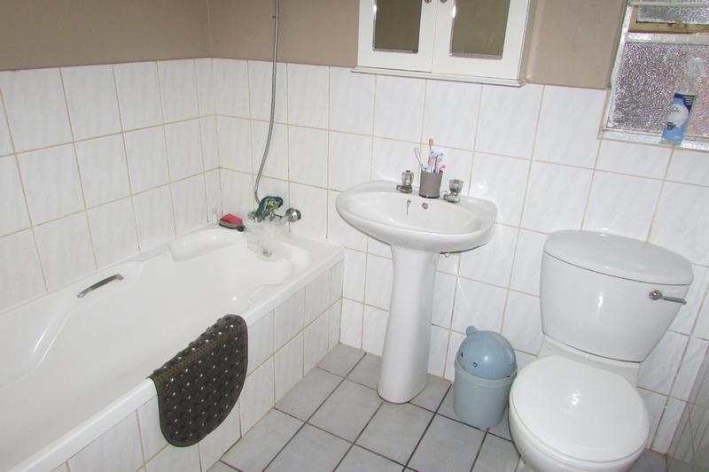 2 Bedroom Property for Sale in Kingsview Ext 1 Mpumalanga