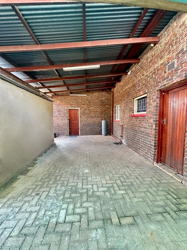 3 Bedroom Property for Sale in West Acres Ext 8 Mpumalanga