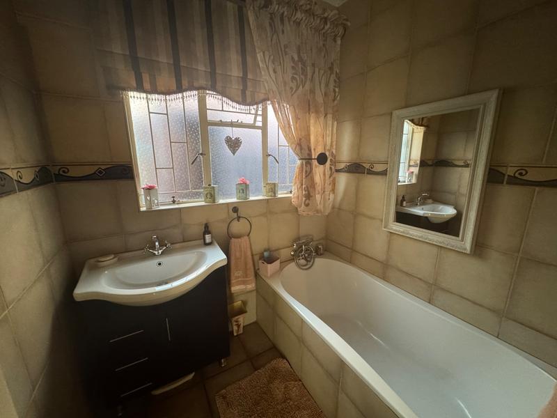 5 Bedroom Property for Sale in Kanonkop Mpumalanga