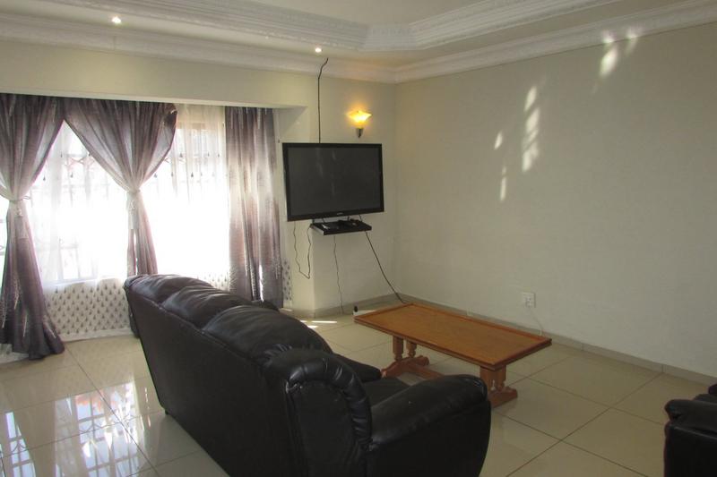 6 Bedroom Property for Sale in White River Ext 18 Mpumalanga