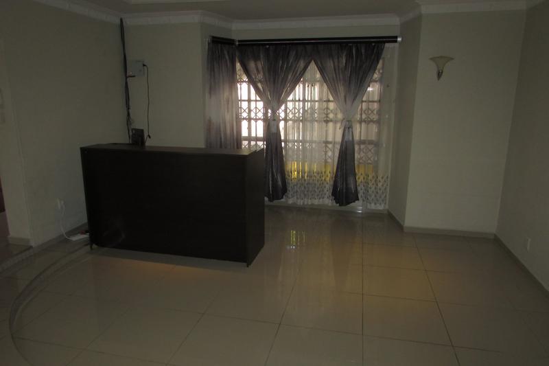 6 Bedroom Property for Sale in White River Ext 18 Mpumalanga