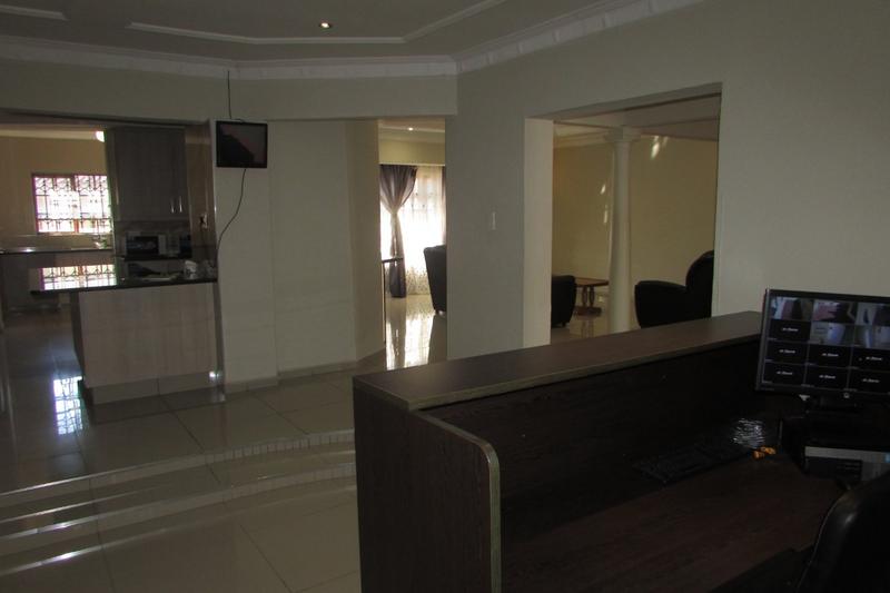 6 Bedroom Property for Sale in White River Ext 18 Mpumalanga
