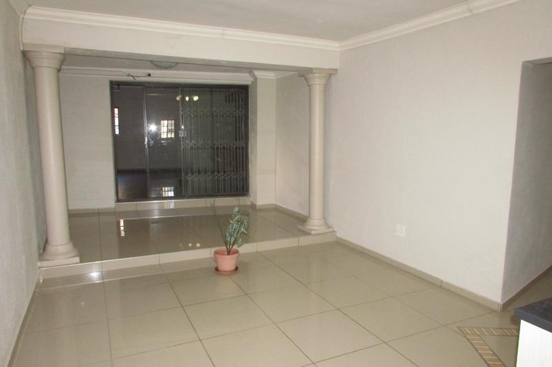 6 Bedroom Property for Sale in White River Ext 18 Mpumalanga