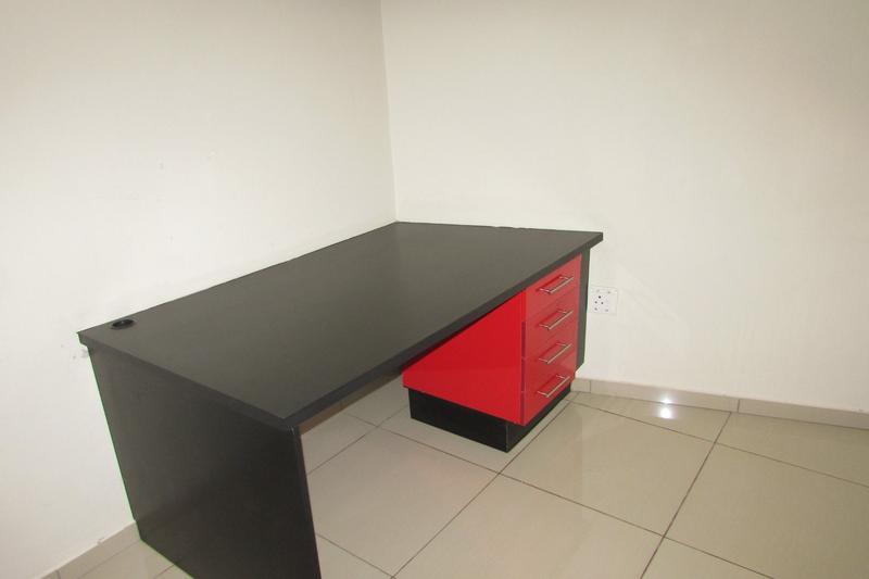 6 Bedroom Property for Sale in White River Ext 18 Mpumalanga