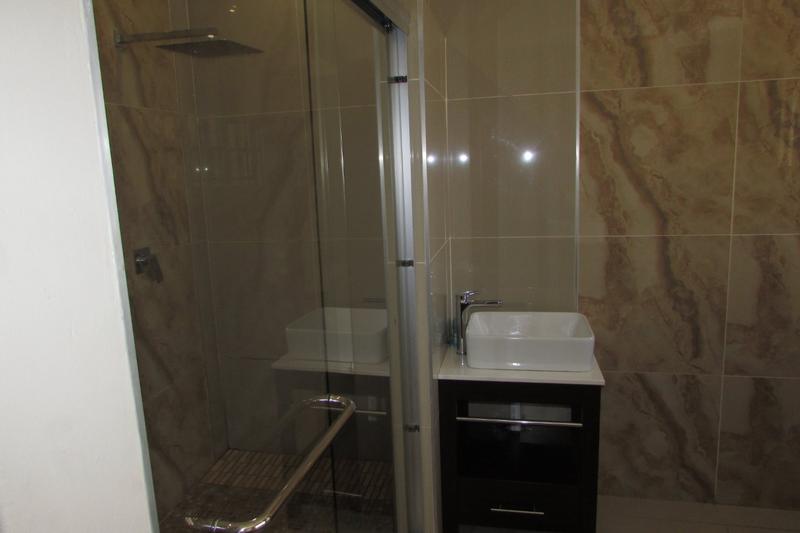 6 Bedroom Property for Sale in White River Ext 18 Mpumalanga