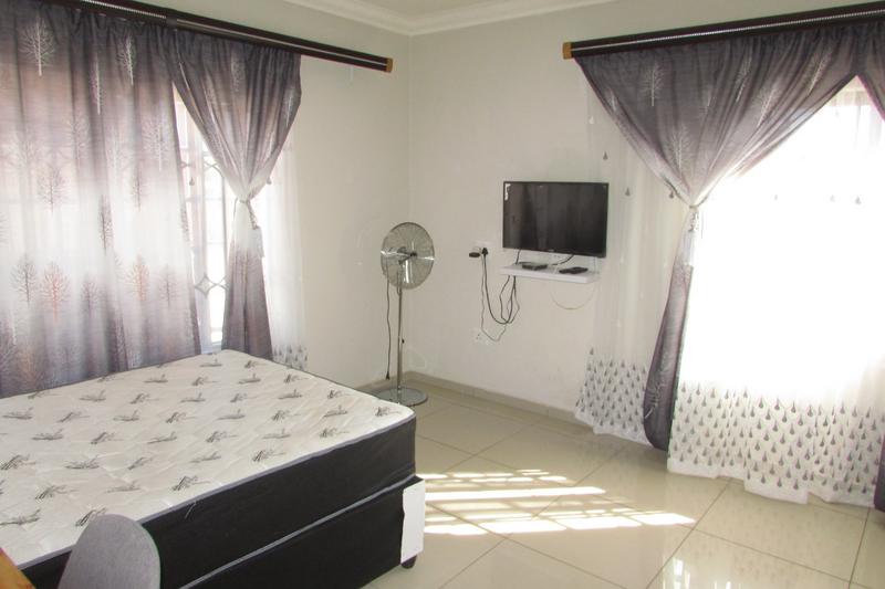6 Bedroom Property for Sale in White River Ext 18 Mpumalanga