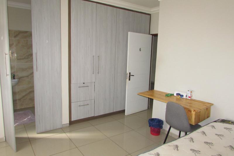 6 Bedroom Property for Sale in White River Ext 18 Mpumalanga