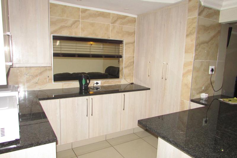 6 Bedroom Property for Sale in White River Ext 18 Mpumalanga