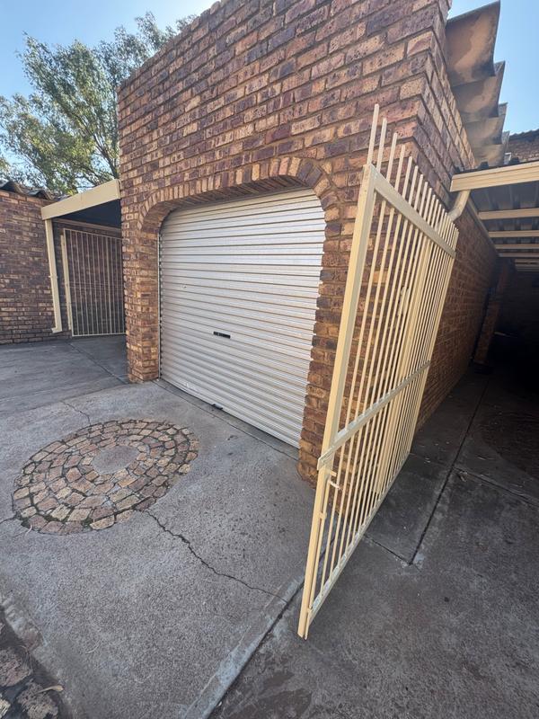 3 Bedroom Property for Sale in Clubville Mpumalanga