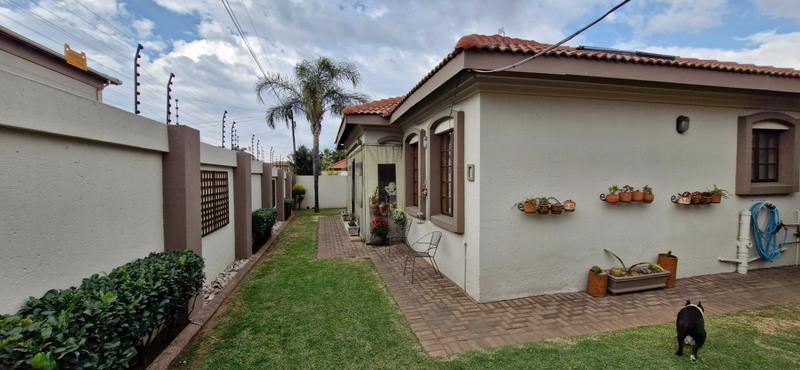 3 Bedroom Property for Sale in Aerorand Mpumalanga