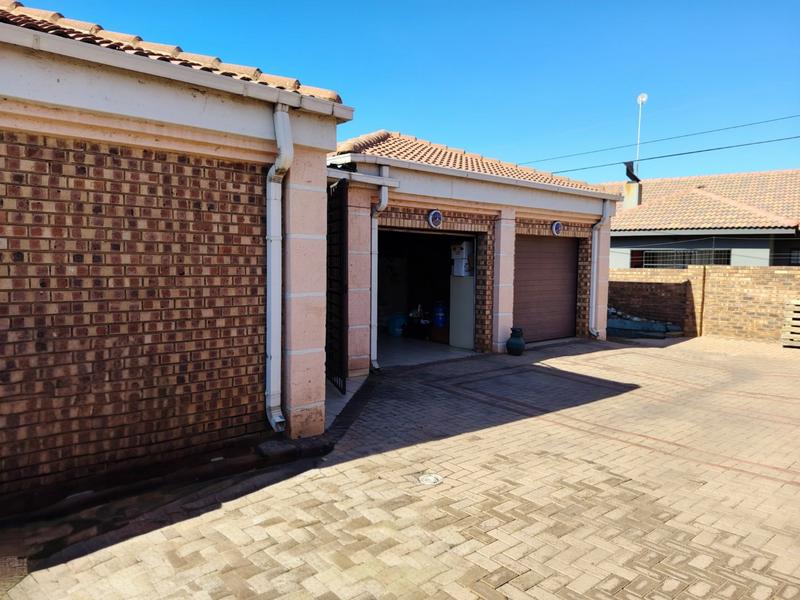 3 Bedroom Property for Sale in Aerorand Mpumalanga
