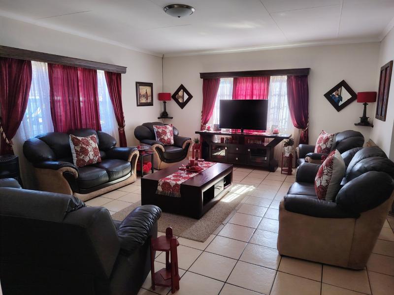 3 Bedroom Property for Sale in Aerorand Mpumalanga