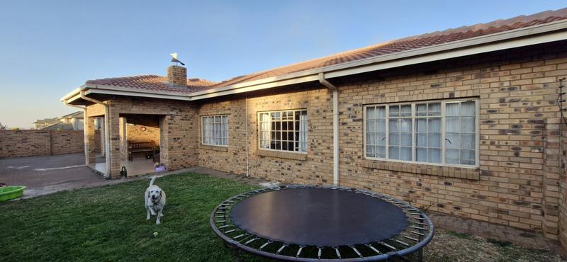 3 Bedroom Property for Sale in Aerorand Mpumalanga