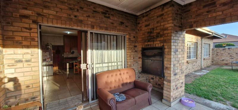 3 Bedroom Property for Sale in Aerorand Mpumalanga
