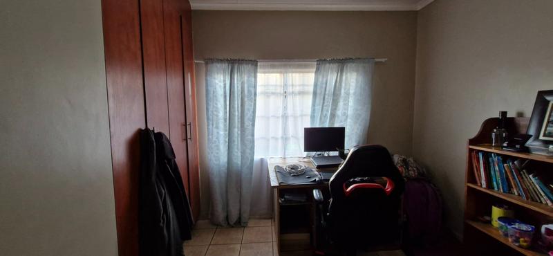 3 Bedroom Property for Sale in Aerorand Mpumalanga