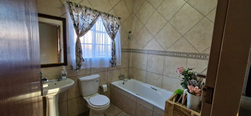 3 Bedroom Property for Sale in Aerorand Mpumalanga