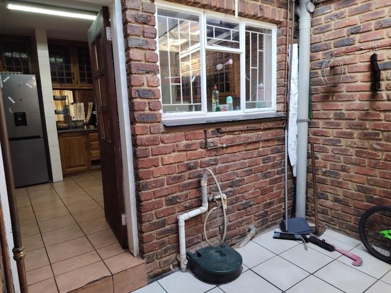 3 Bedroom Property for Sale in Middelburg Central Mpumalanga