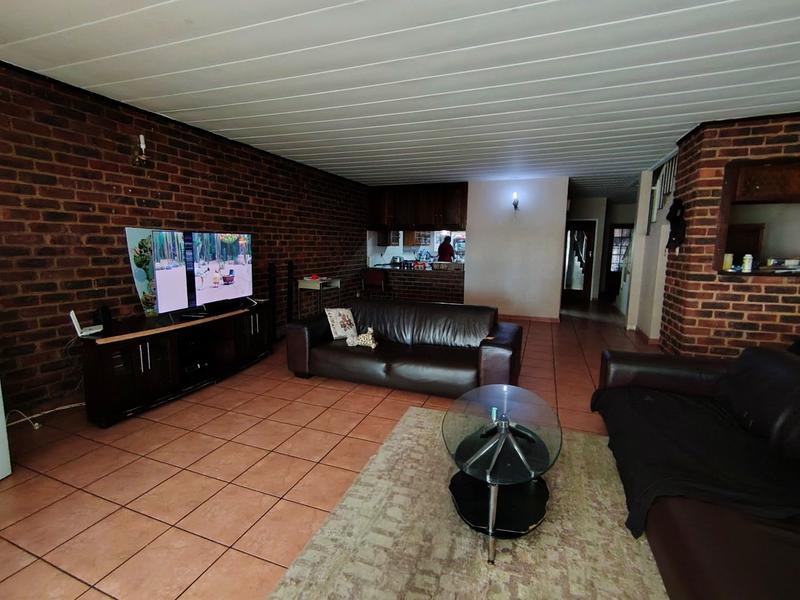 3 Bedroom Property for Sale in Middelburg Central Mpumalanga