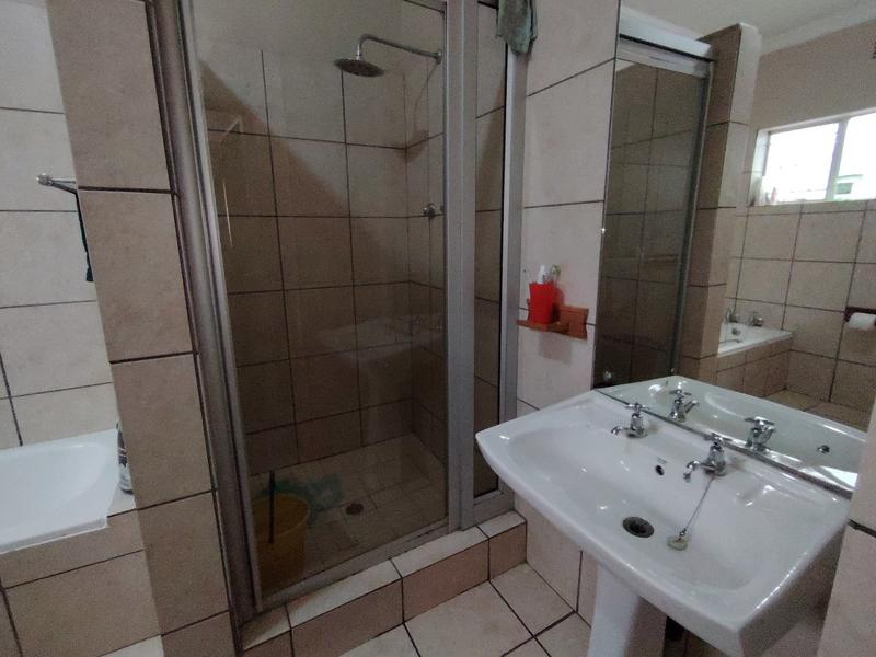 3 Bedroom Property for Sale in Middelburg Central Mpumalanga