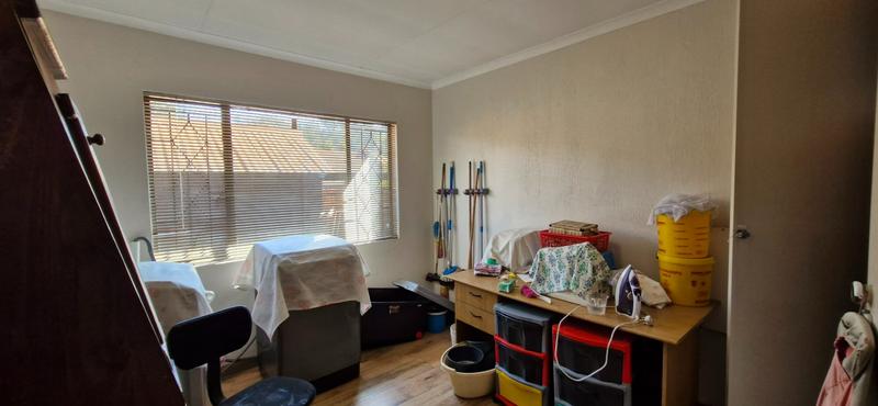 3 Bedroom Property for Sale in Middelburg Central Mpumalanga