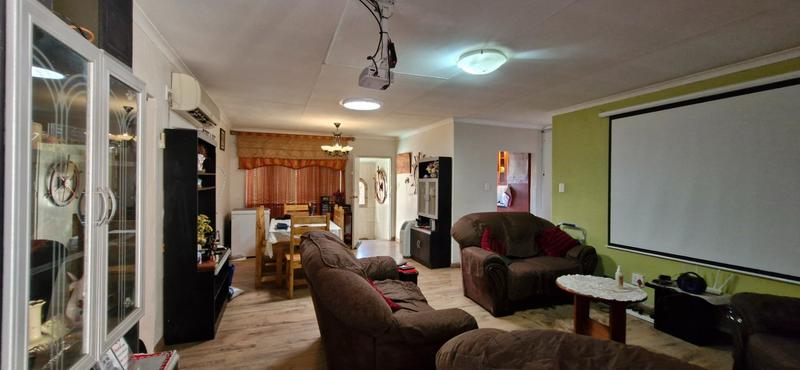 3 Bedroom Property for Sale in Middelburg Central Mpumalanga