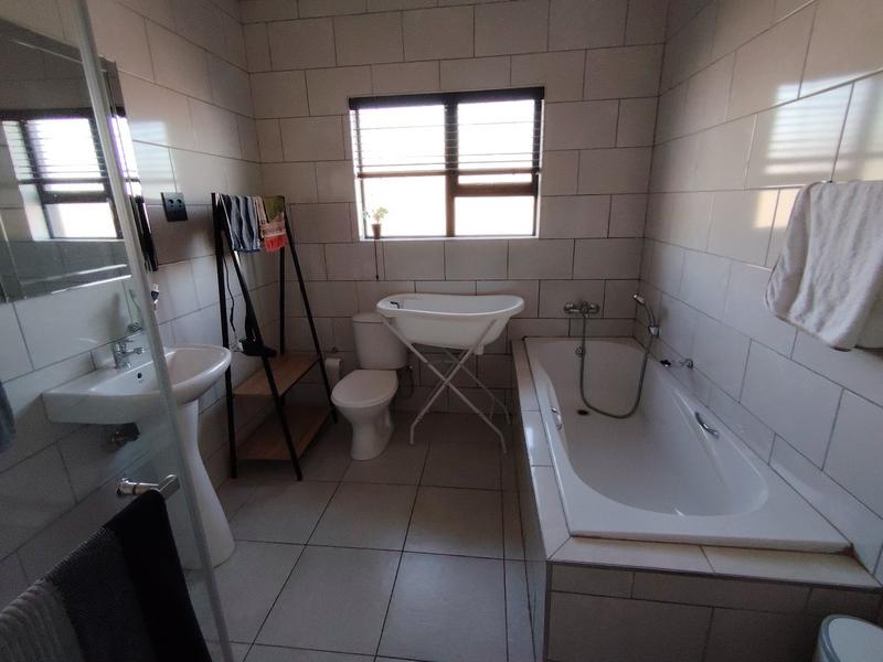 4 Bedroom Property for Sale in Middelburg South Mpumalanga
