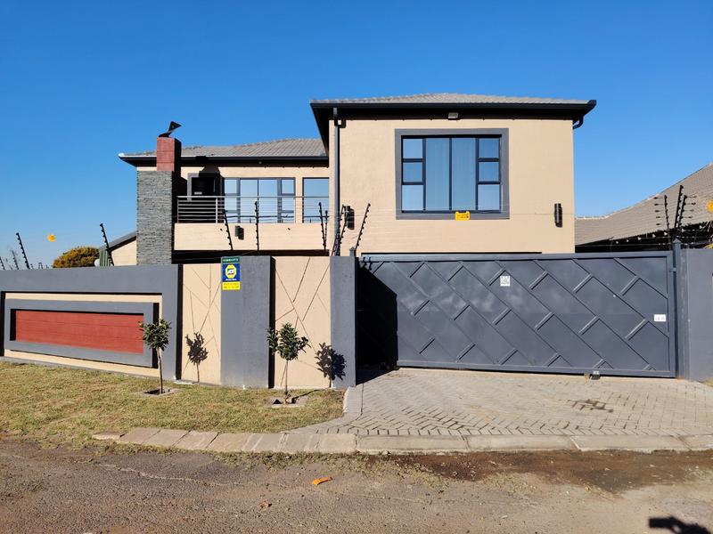 4 Bedroom Property for Sale in Middelburg South Mpumalanga