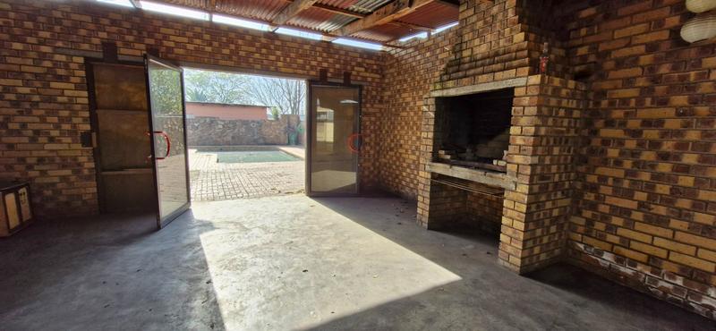 4 Bedroom Property for Sale in Mineralia Mpumalanga