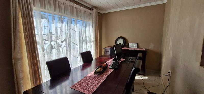 3 Bedroom Property for Sale in Mineralia Mpumalanga