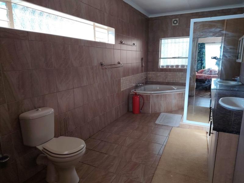 4 Bedroom Property for Sale in Witbank Rural Mpumalanga