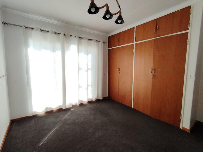 4 Bedroom Property for Sale in Witbank Rural Mpumalanga