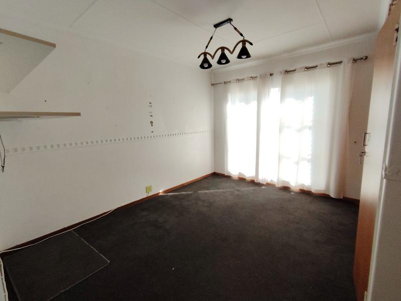 4 Bedroom Property for Sale in Witbank Rural Mpumalanga