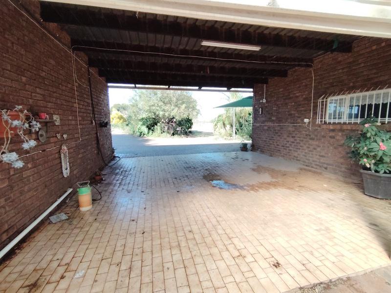4 Bedroom Property for Sale in Witbank Rural Mpumalanga