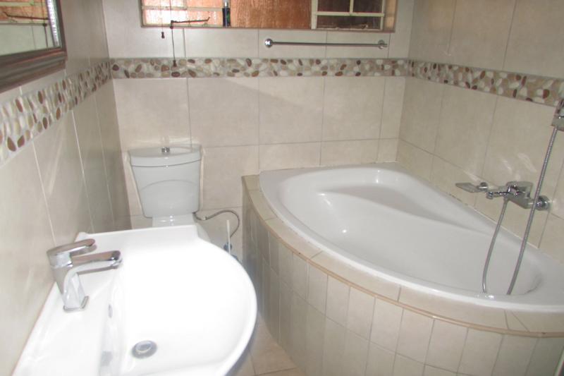 2 Bedroom Property for Sale in White River Ext 9 Mpumalanga