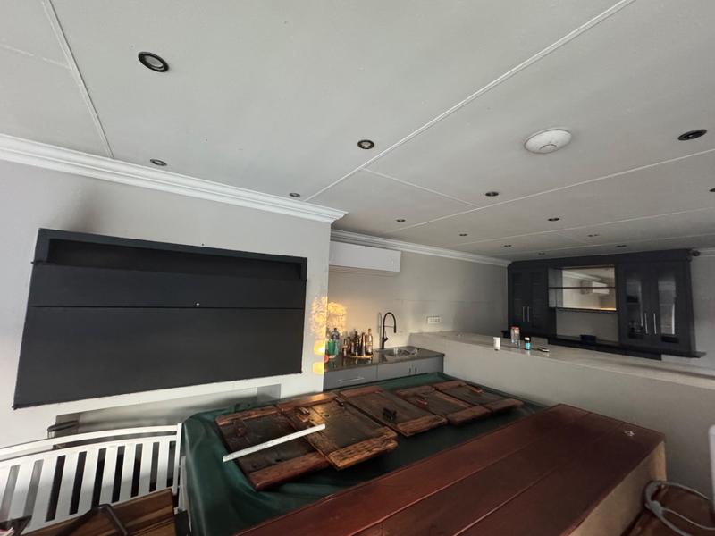 5 Bedroom Property for Sale in Clubville Mpumalanga