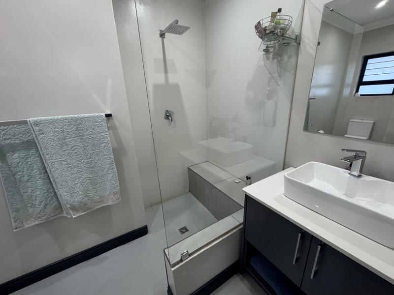 5 Bedroom Property for Sale in Clubville Mpumalanga