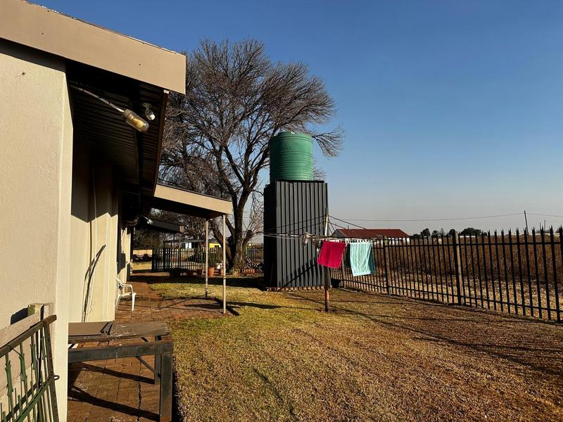 5 Bedroom Property for Sale in Eloff Mpumalanga