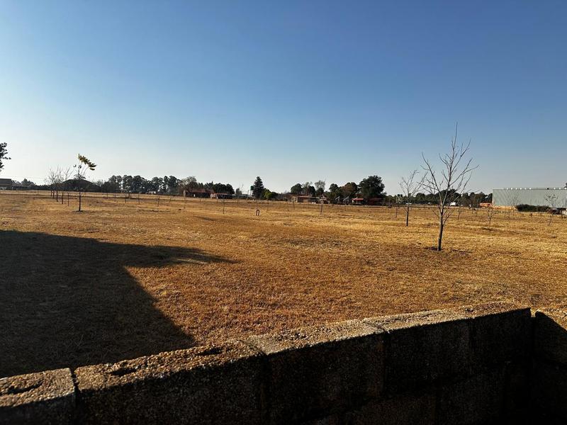 5 Bedroom Property for Sale in Eloff Mpumalanga