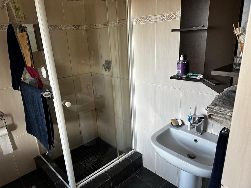 5 Bedroom Property for Sale in Eloff Mpumalanga