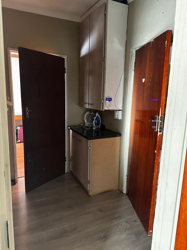 5 Bedroom Property for Sale in Eloff Mpumalanga