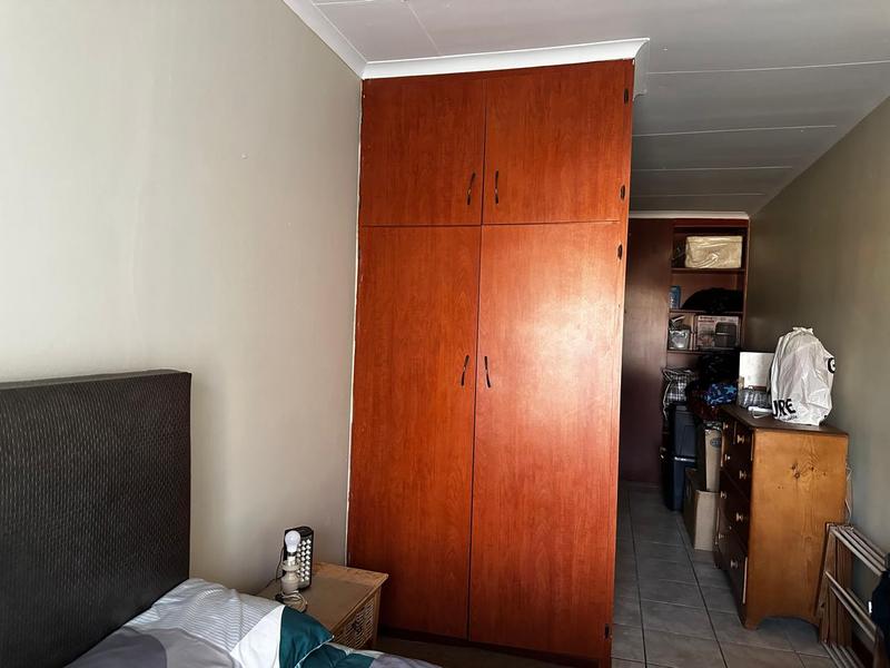 5 Bedroom Property for Sale in Eloff Mpumalanga