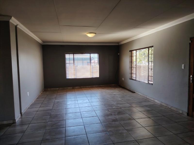 3 Bedroom Property for Sale in Aerorand Mpumalanga
